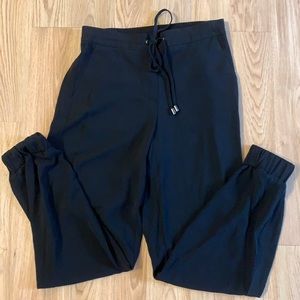 Bar III black joggers